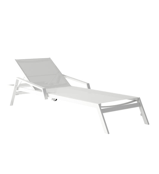 Pulvis Sunlounger with Int Wheels -