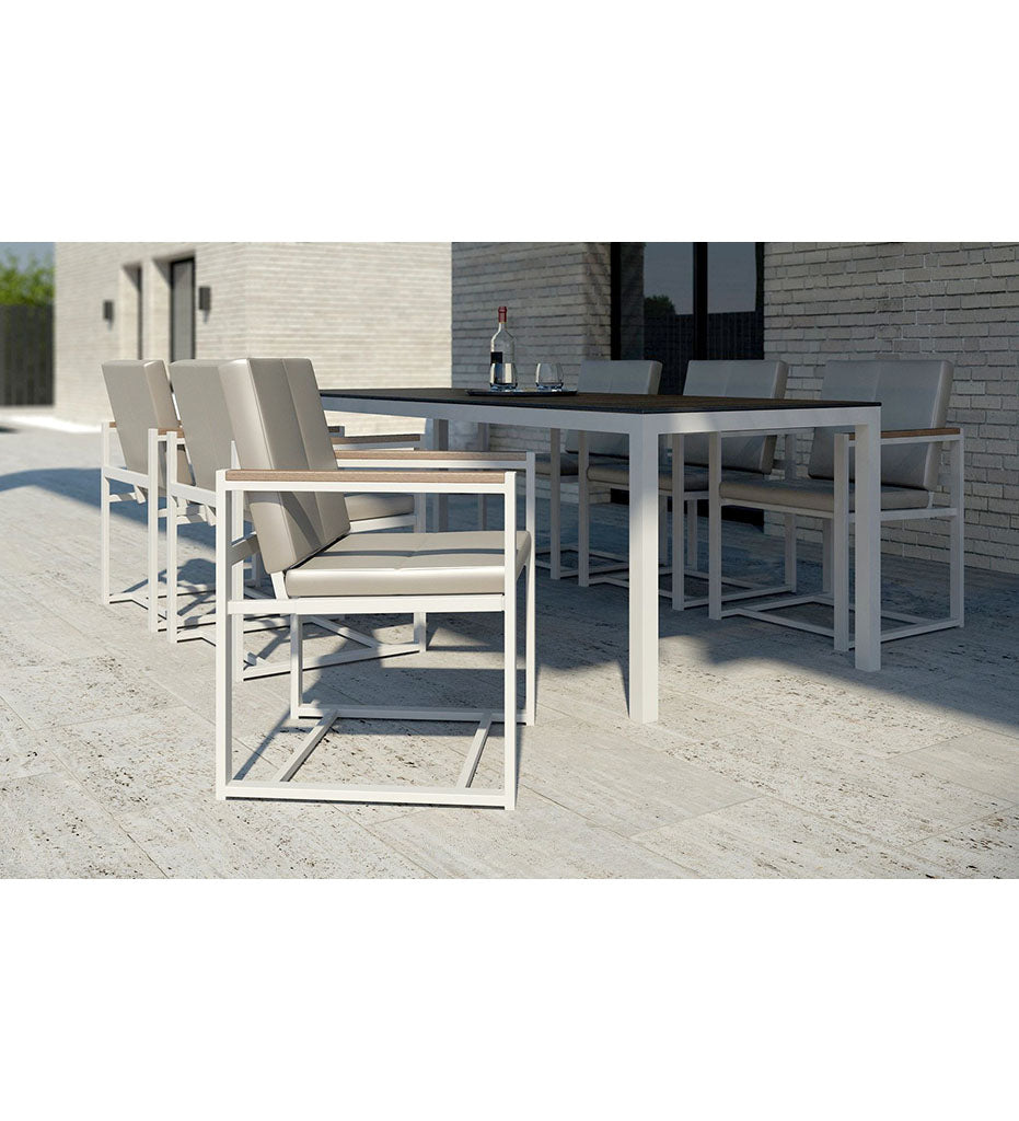 Daytona X-Large Dining Table