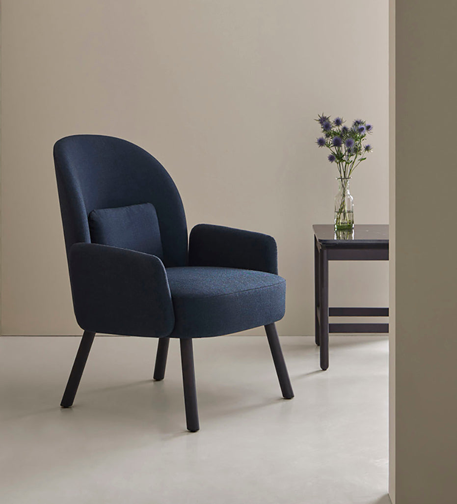 lifestyle, Blasco & Vila Pol Low Arm Chair