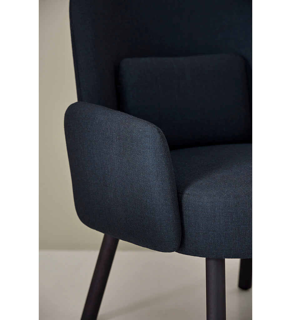 lifestyle, Blasco & Vila Pol Low Arm Chair