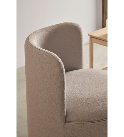 lifestyle, Blasco & Vila Mant Wood Lounge Chair