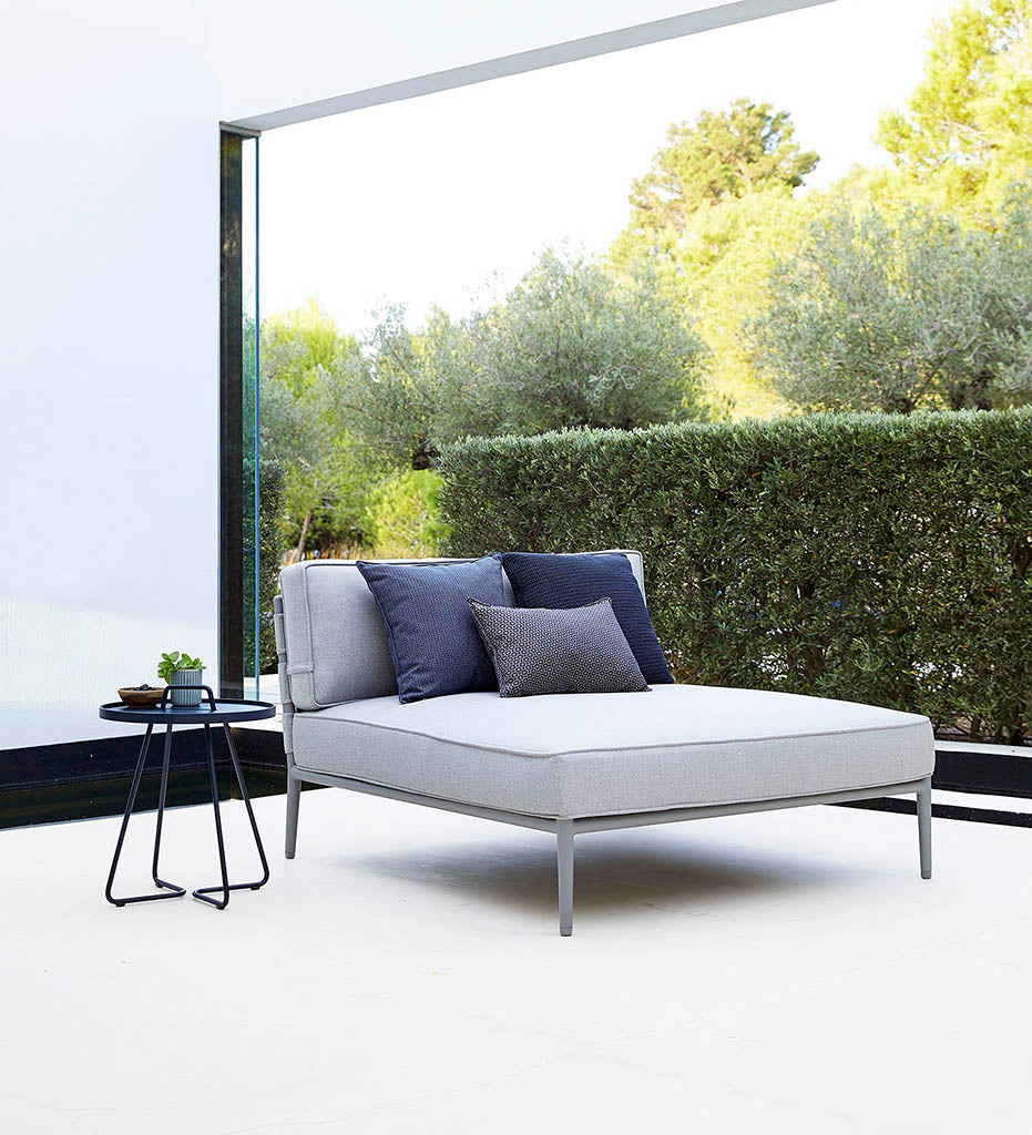 Conic Daybed