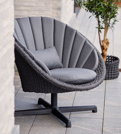 Peacock Lounge Chair with Swivel Legs