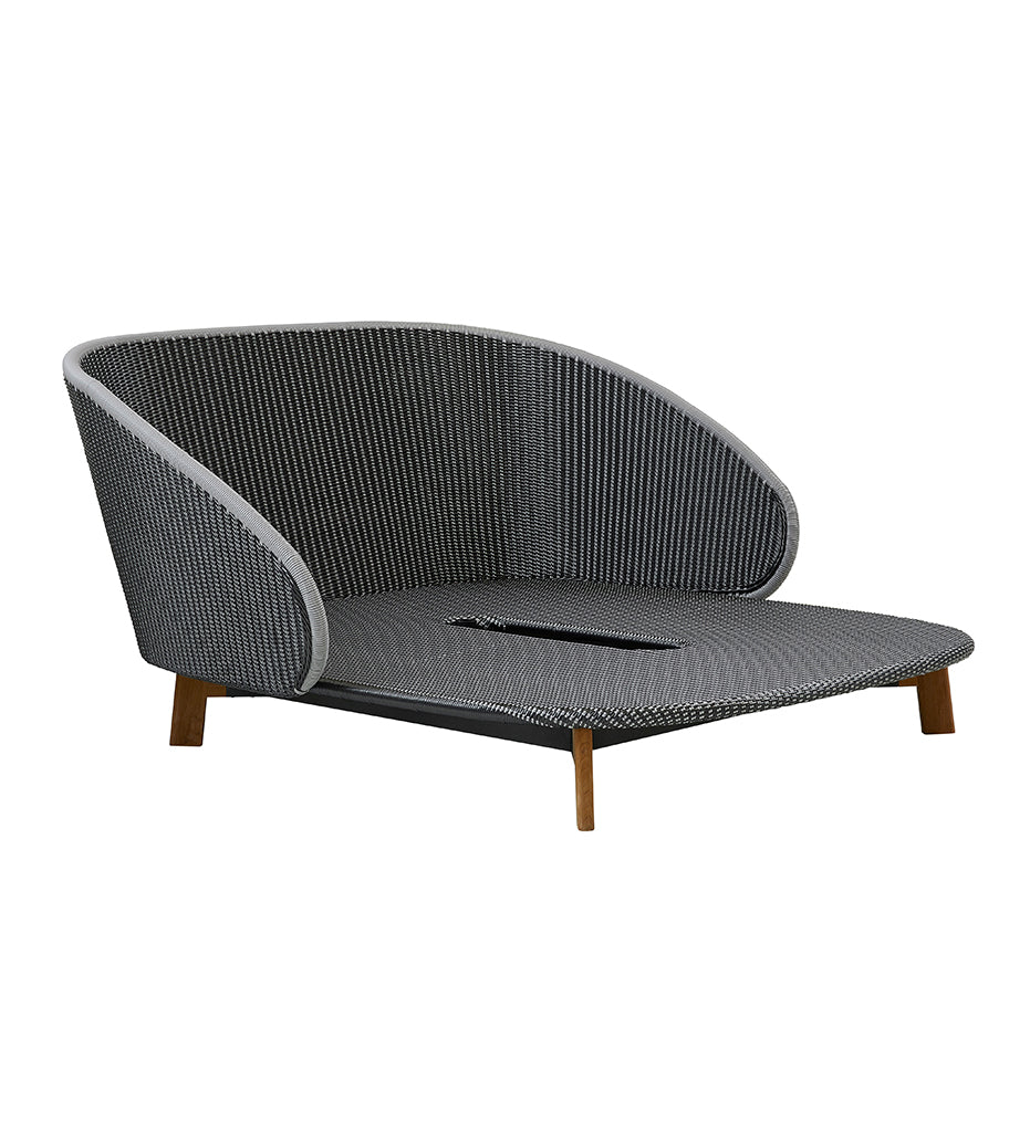 Peacock Daybed with Table