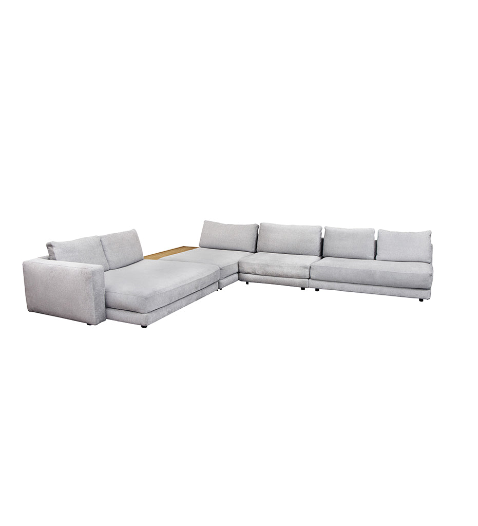 Scale Corner Sofa w/ Table & Armrest