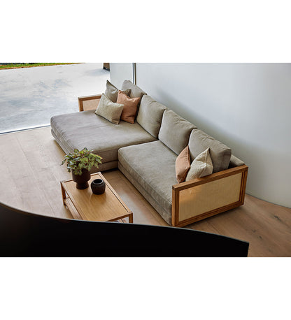 Scale 2-seater Sofa w/ Single Daybed - Right Facing