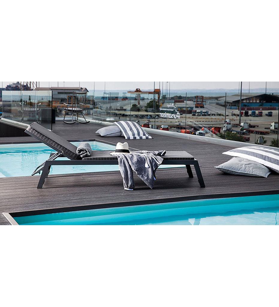 Allred Collaborative - Almeco - Star B Sunlounger - - Star B Sunlounger - Star B Sunlounger - - Cloud Grey Textured 300315800-M0001