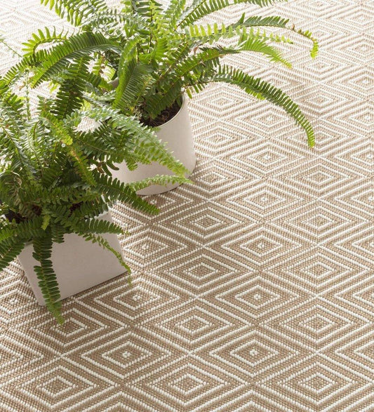 Allred Collaborative - Dash and Albert - Diamond Khaki/White Indoor/Outdoor Rug - Diamond Khaki/White Indoor/Outdoor Rug - RDB136-23