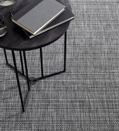 Allred Collaborative - Dash and Albert - Fusion Black Handwoven Indoor / Outdoor Rug - Fusion Black Handwoven Indoor / Outdoor Rug - DA1917-23