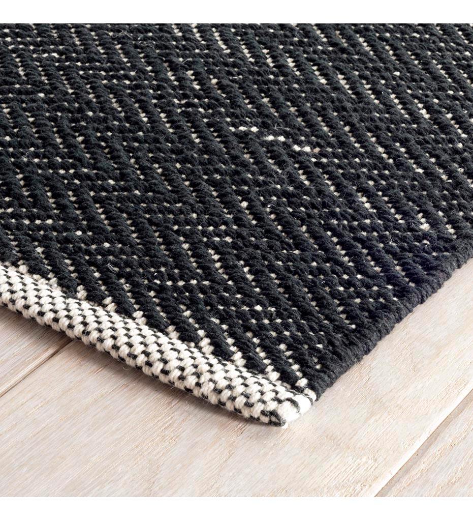 Allred Collaborative - Dash and Albert - Herringbone Black Woven Cotton Rug - Herringbone Black Woven Cotton Rug - DA970-23