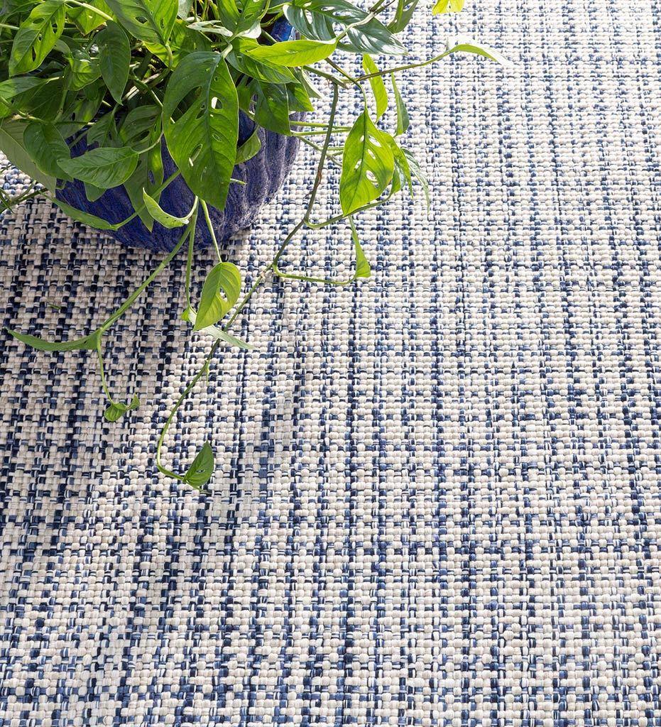 Allred Collaborative - Dash and Albert - Journey Blue Indoor/Outdoor Rug - Journey Blue Indoor/Outdoor Rug - DA1366-23