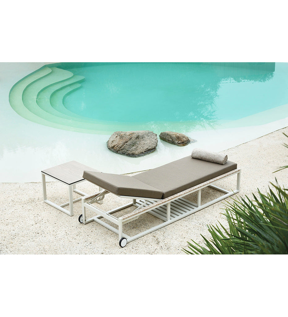 lifestyle, 10DEKA Daytona Sunlounger With Ext Wheels