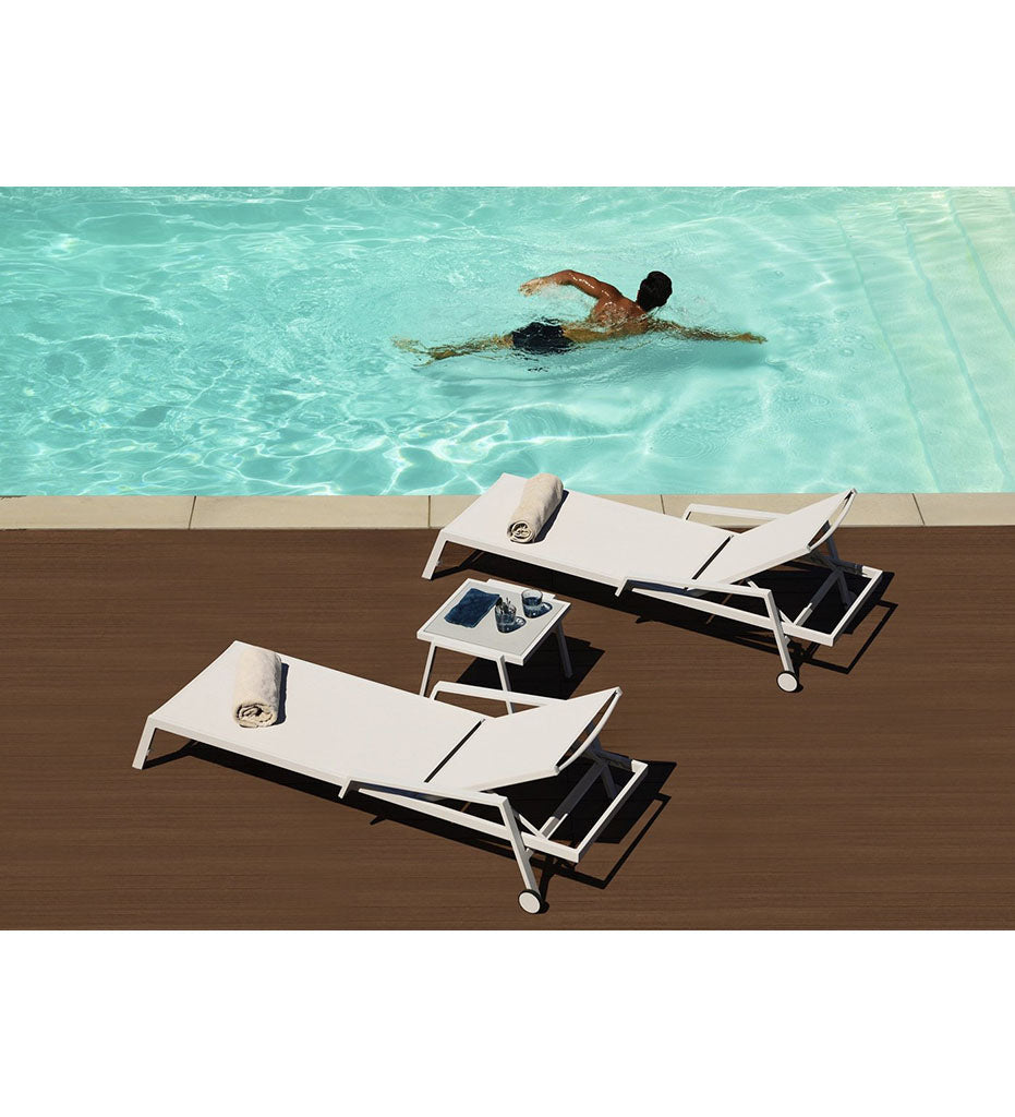 lifestyle,  10DEKA Amelia Sunlounger With Ext Wheels 