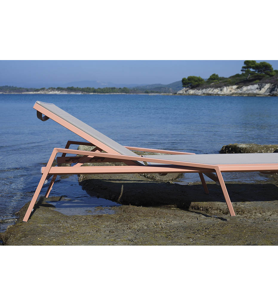 Ora Sunlounger -